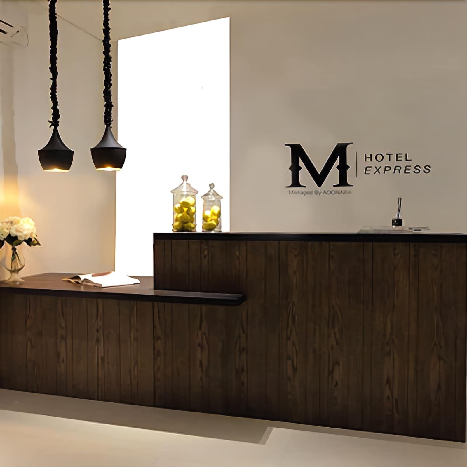 M Hotel Sorong Exterior foto